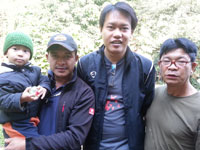 Shaun Sng, Kitt and Father Gun at Tigerland Rice Farm